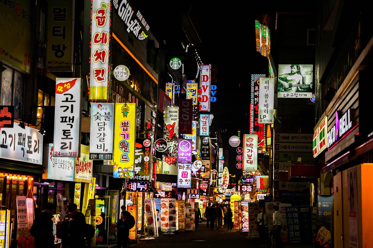 Street Food & Night Tour